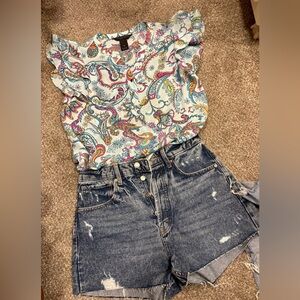 Floral Paisley Ruffle Sleeve Top and Distressed Denim Shorts - SET!!!